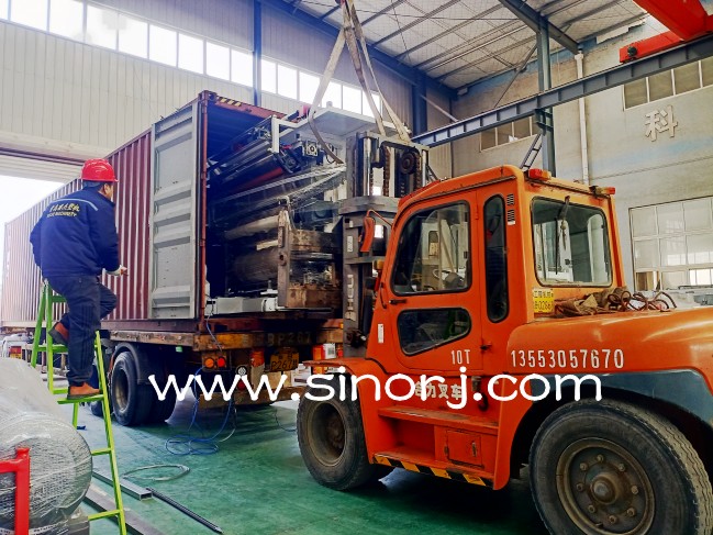 火爆了?。?！國內(nèi)外很受歡迎的pvc仿大理石板生產(chǎn)線裝柜發(fā)貨中。。。